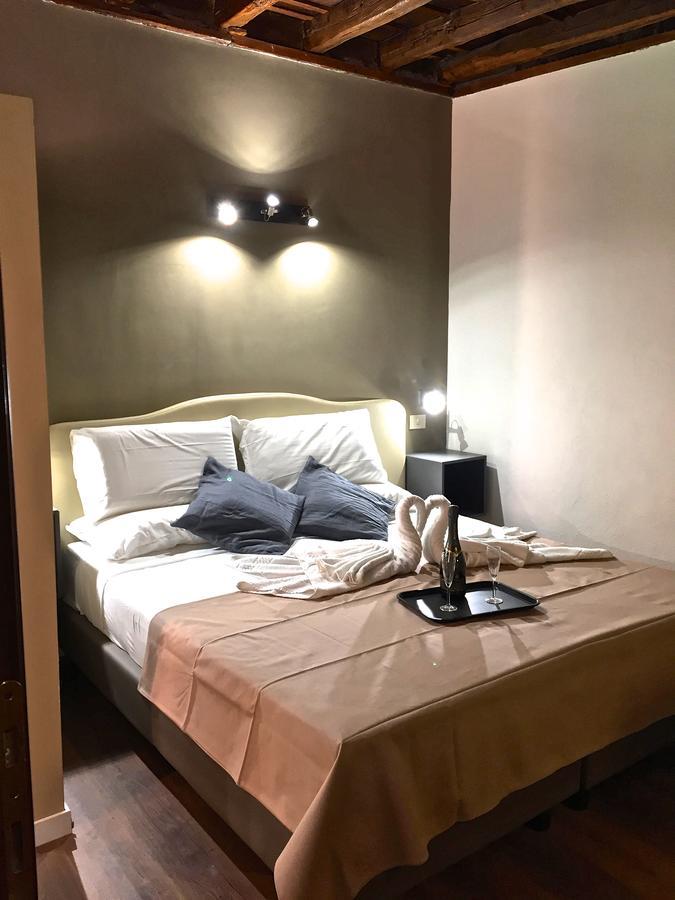 Do-Do Navona Suites Róma Szoba fotó